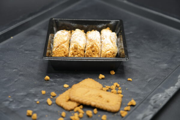 Mini cannoli speculoos